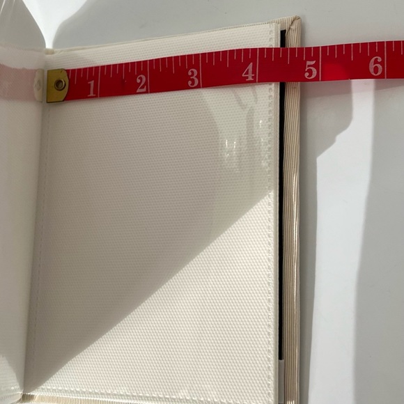 Special Occasion Pleated Satin Photo Album with Organza Flower Appliqué NEW - Picture 10 of 10